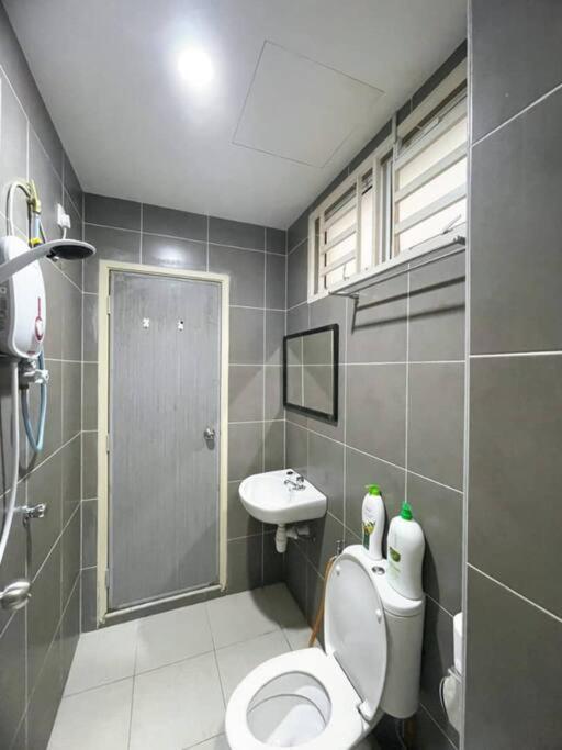 Cozyhouse 4Room 3Bath Room 10Pax'''Simpangampattasek Simpang Ampat  Eksteriør bilde